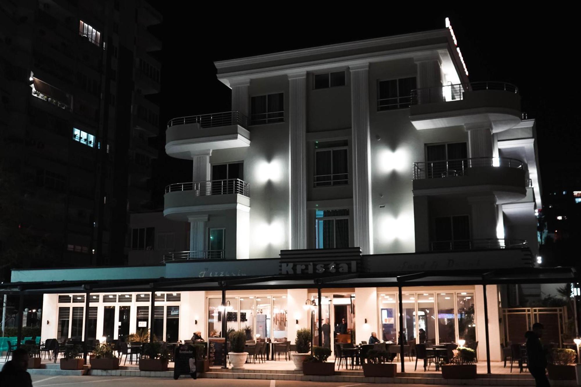 Hotel Kristal Дуррес Экстерьер фото